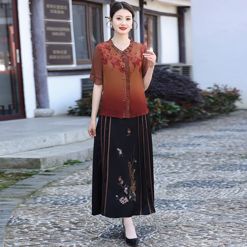 国风手绘印花上衣绣花半身裙两件套夏季新款尊贵妈妈装套装连衣裙