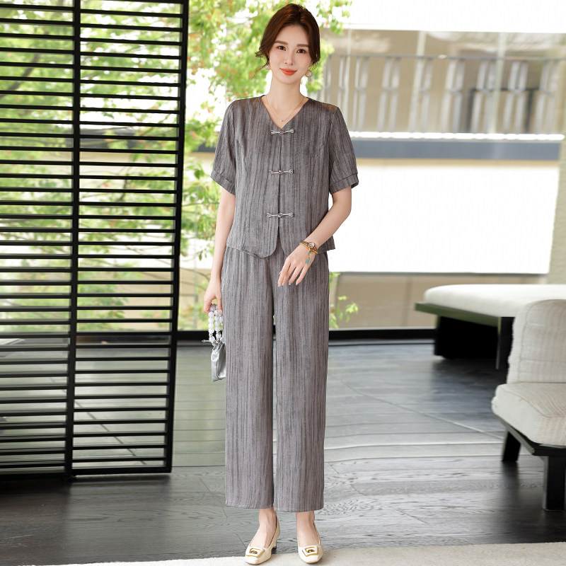 新中式国风盘扣V领上衣直筒裤两件套夏装新款时尚妈妈转显瘦套装