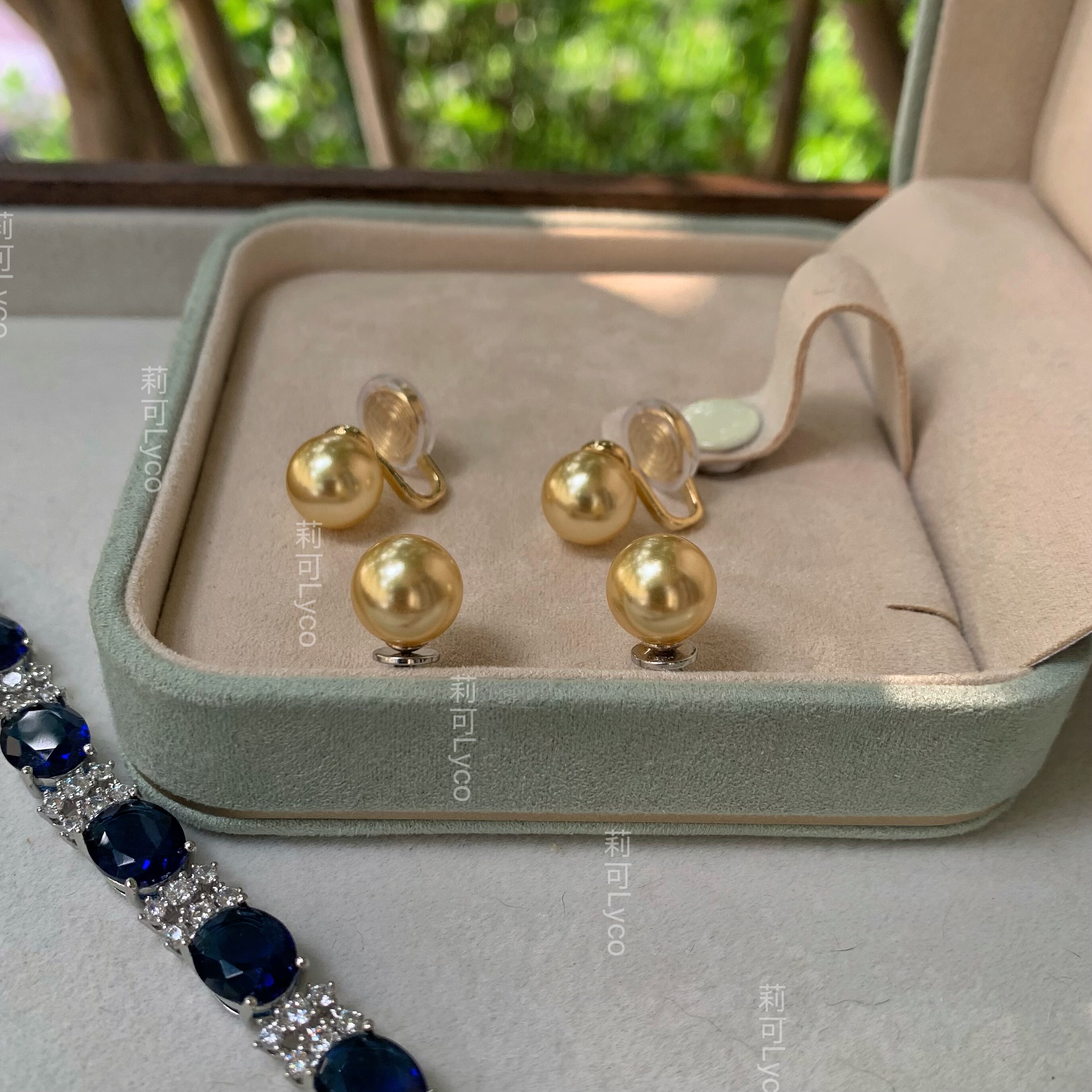 通勤气质优雅知性上班族施家仿南洋金珠通体银针耳钉蚊香盘耳夹