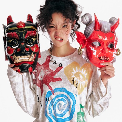 药九玖柒“野火图腾”设计感小众涂鸦印花圆领长袖T恤/1997邮政局