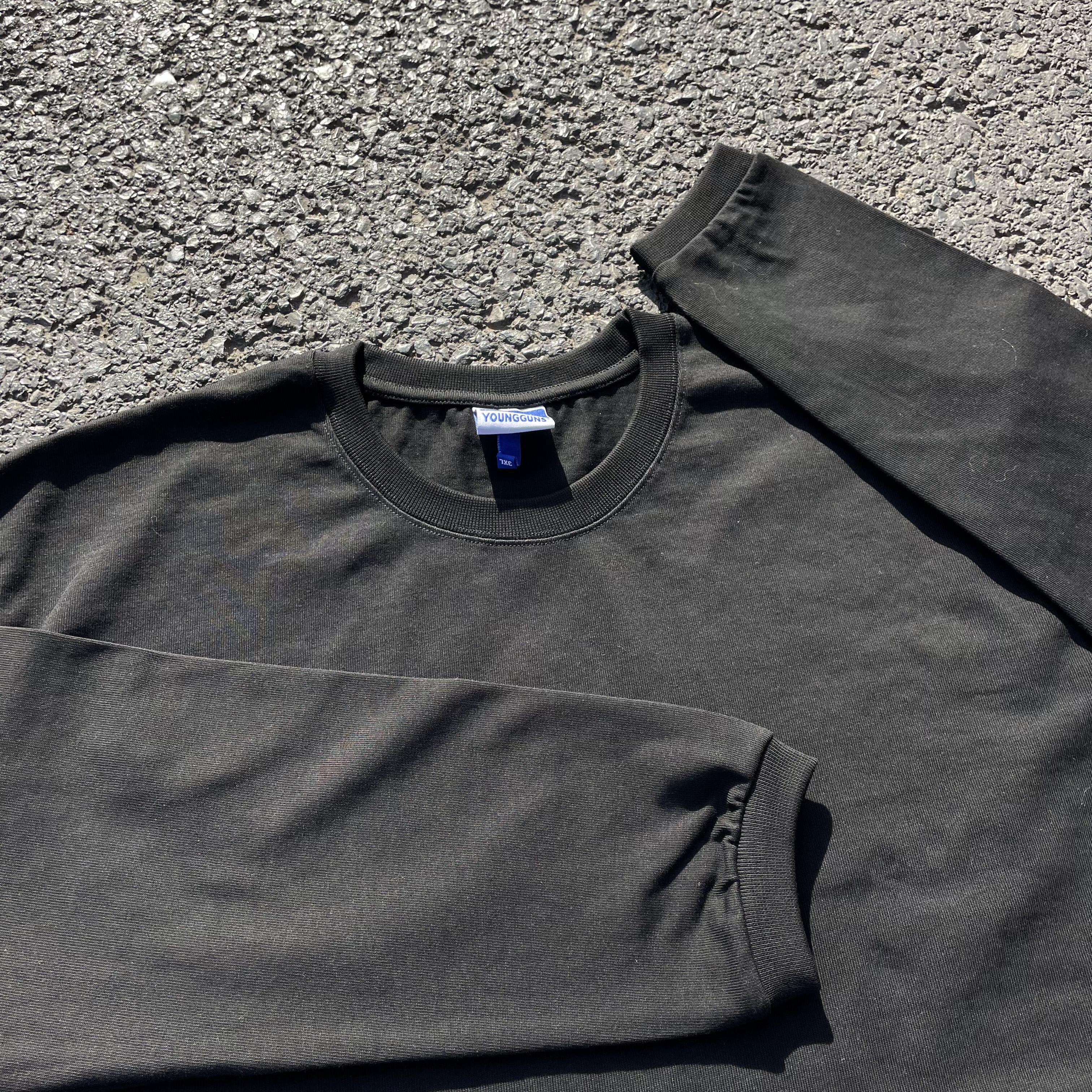 자폐증의 보물창고  무겁고 뚫을 수 없습니다  아메리칸 레트로 스포츠 피트니스 긴팔 솔리드 블랙 탑