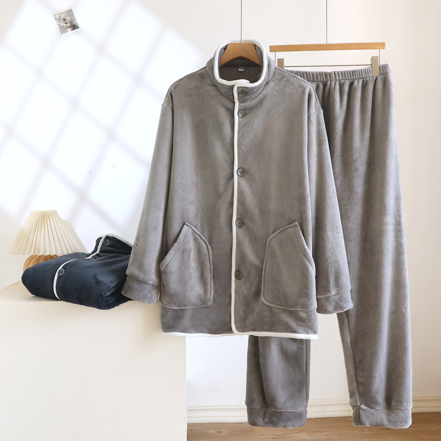 保暖法兰绒男士睡衣秋冬撞色立领加厚加绒珊瑚绒可外穿家居服套装