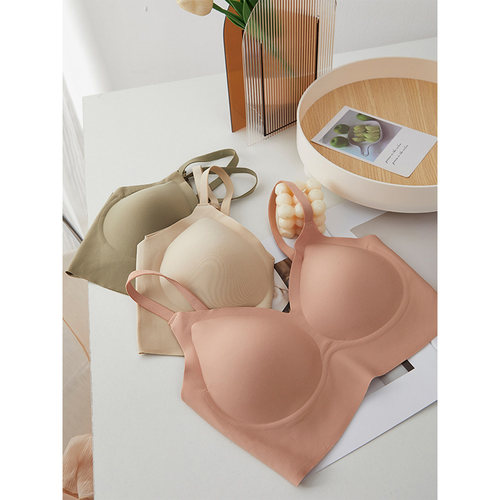 momopigi无钢圈聚拢文胸