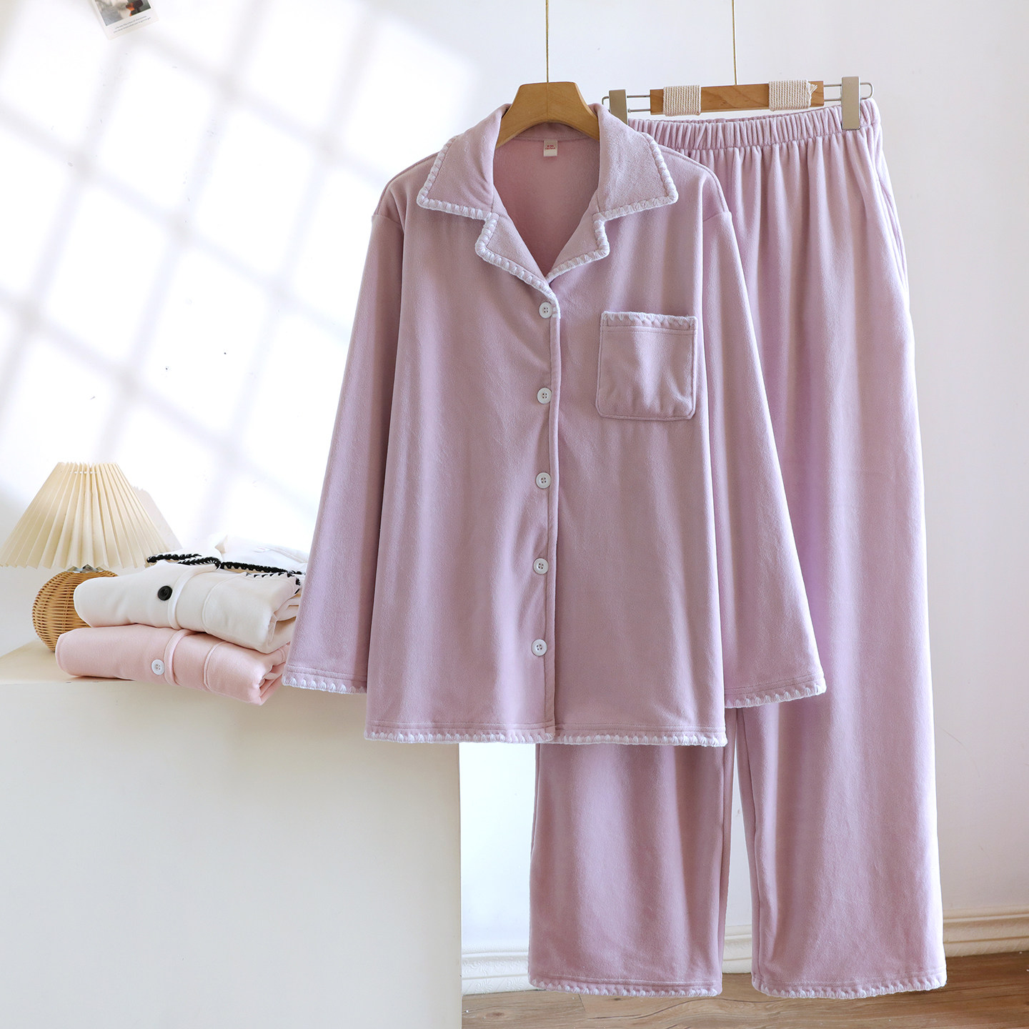 秋冬海岛绒贝壳包边翻领情侣睡衣