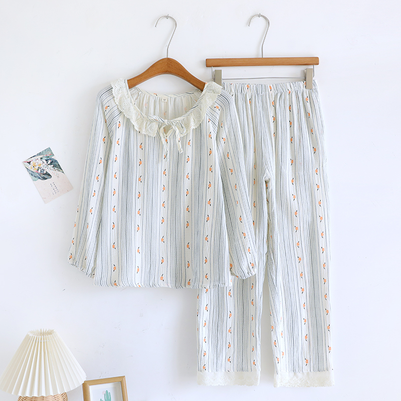 甜美蕾丝花边女士碎花睡衣