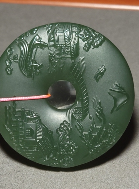 L030705新疆的猫46.9克肉质细腻油性很好的湖水绿色山水平安佩