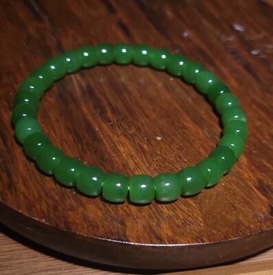 新疆的猫YQ101604 16.5克7x6mm油亮浓艳无黑冰绿色碧玉转运珠手串