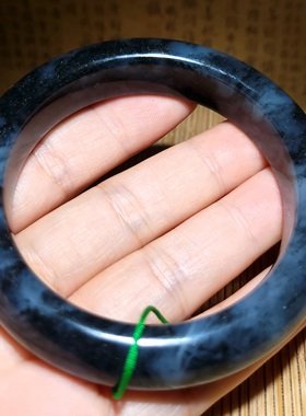 zg122613 75.9克内径56.5mm天然水墨特细润脂份佳青花墨玉籽手镯