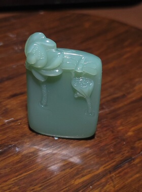 新疆的猫YQ102403 17.3克脂粉到顶玻璃底粉青苏工一品清廉荷花牌