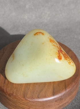 新疆的猫G121905 66.0克，特熟特润聚红皮的高青白玩籽