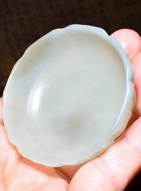 JJ011201新疆的猫29.2克油性好挂糖色且末糖青白玉碗和田玉