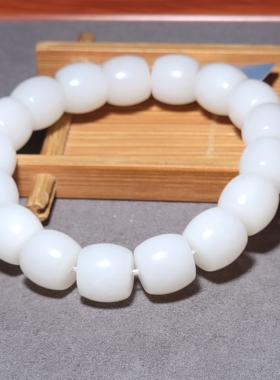 L120402 64.3克，直径13-12mm脂粉浓郁俄料三高羊脂白玉直切手链