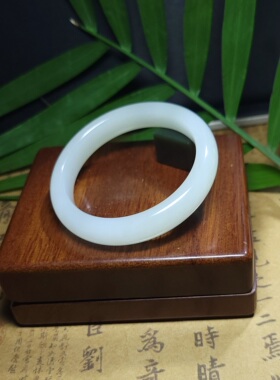 Z020205 新疆的猫44.4克R53.5高油光感洁美山流水白玉正妆手镯