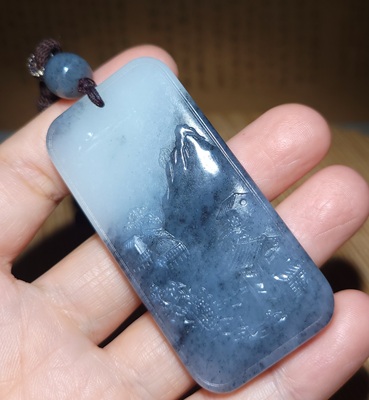 新疆的猫zg112807 55.1克特油黑白分明的青花籽料山水牌雕件