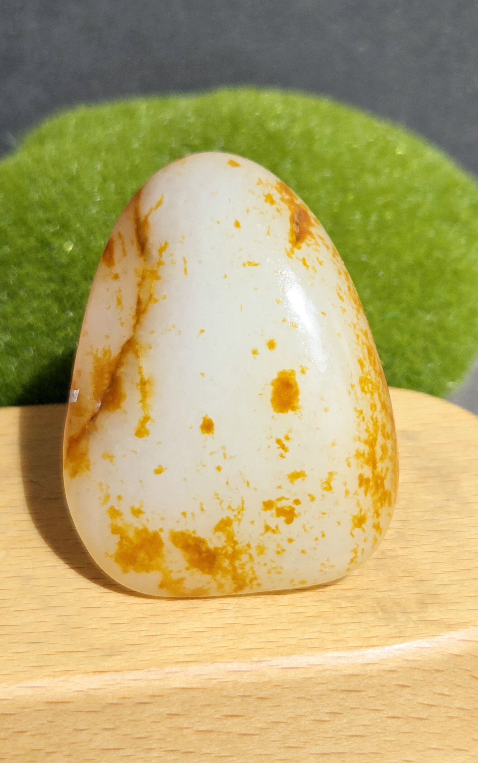 W040708新疆的猫33克高端艳皮到顶籽型的红皮白肉天然挂件玩籽