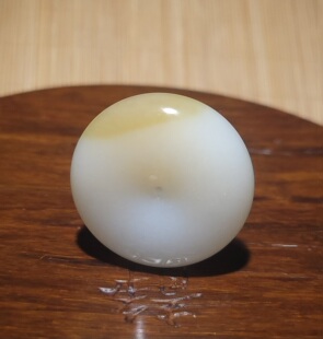 YQ013004新疆的猫28.3克特油超饱满细润且末糖羊脂玉平安扣和田玉