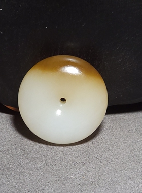 L032003新疆的猫18.5克油膏料且末羊脂白玉带糖平安扣