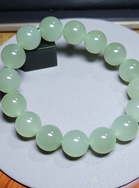 新疆的猫Z121303 42.3克，R12莹亮细润泛猫眼光感晴水和田玉手串