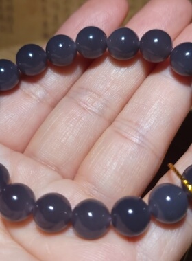 zg032304 新疆的猫25.5克色太美细润精选浓艳烟紫色和田玉手串