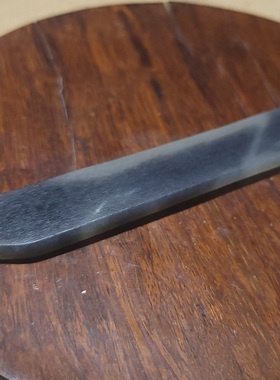 YQ122812 17.5克，精美古朴的水墨意境的青花籽料书签 新疆的猫