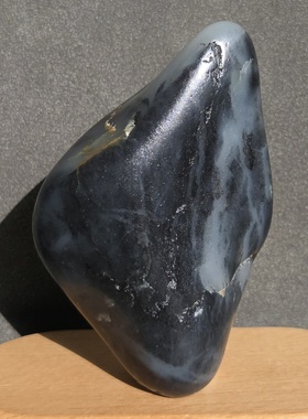 新疆的猫G121803 130.2克，精品超细超熟天然山水青花玩籽