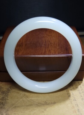 Z031302 新疆的猫64.6克R58特油顶细白糯高油脂感羊脂白玉手镯