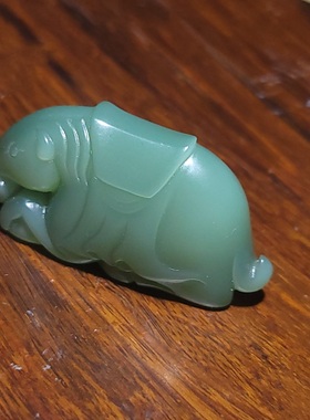 新疆的猫YQ121803 24.9克顶细醇润净美老料冰底碧玉粉青苏工唐马