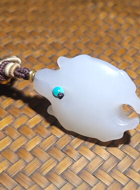 新疆的猫YQ110707 15.1克超冰润的老坑青海羊脂白玉仿古龟挂坠