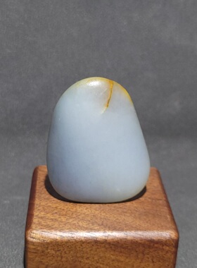 C032602新疆的猫33.4克半墨半白天然牌子形青花玩籽