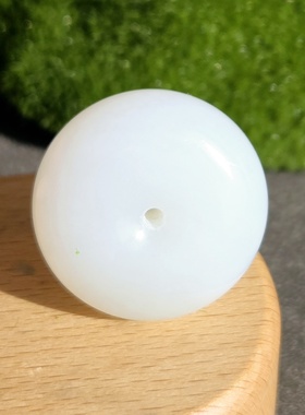 新疆的猫W121201 13.45克，高油高光三高羊脂白玉且末料平安扣