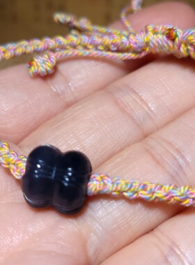 zg44 新疆的猫4.2克极冰糯醉美浓紫色并蒂莲纯手工编手链和田玉