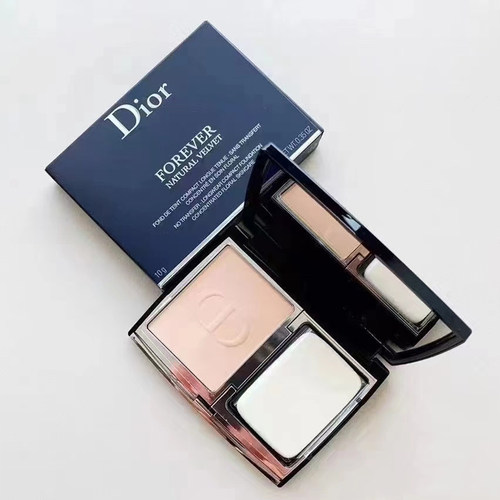 Dior迪奥保湿控油遮瑕柔焦