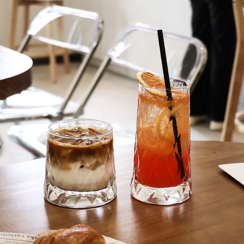 网红ins风玻璃果汁冷萃美式气泡