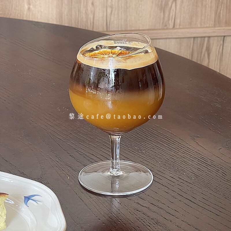 高脚斜口玻璃特调饮品杯