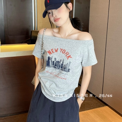 KISS SISTER-锁骨一字肩纽约印花洋气小性感百搭显瘦上衣短袖T恤
