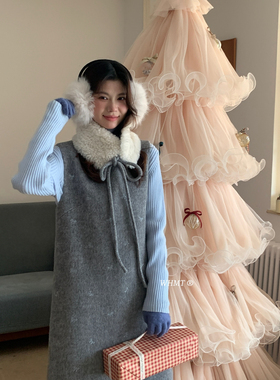 RS.WHMT-领蝴蝶结刺绣毛呢显瘦背心加厚连衣裙(配可拆卸环保毛领)