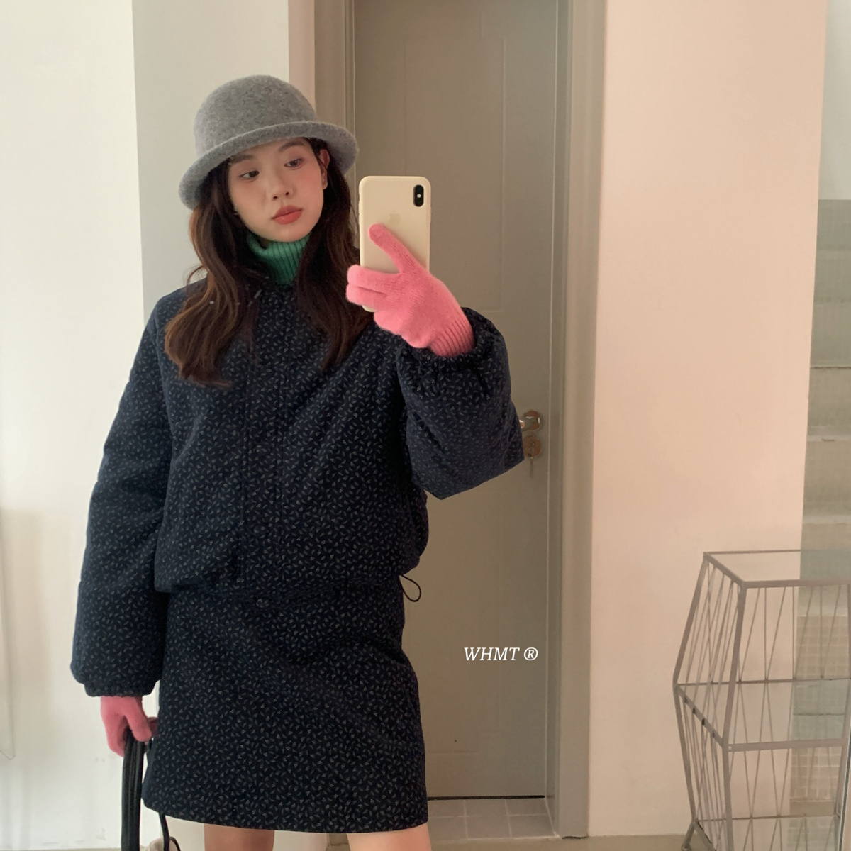 RS.WHMT-韩系时髦复古翻领小碎花羽绒外套+直筒半身短裙套装