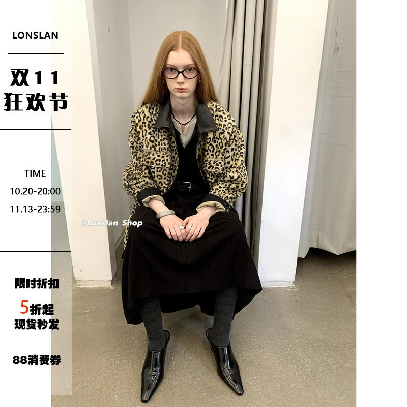 LONSLAN 2023秋冬宽长袖松豹纹拼黑色皮纽扣宽松夹棉外套上衣女