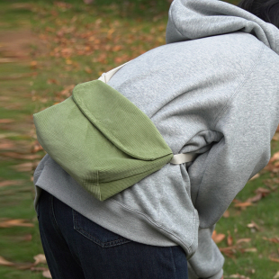 小众复古绿色灯芯绒包包手机包帆布托特学生文艺单肩包女斜挎小包