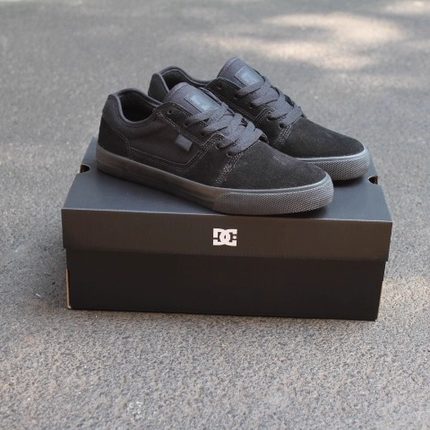 sk8黑武士dc低帮男女滑板鞋Tonik翻毛皮休闲BMX耐磨板鞋LAKAI包邮