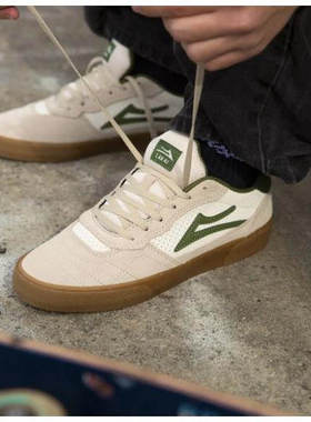 莱卡sk8滑板鞋耐磨运动刷街陆冲滑板鞋防滑休闲透气双翘Ollie鞋dc