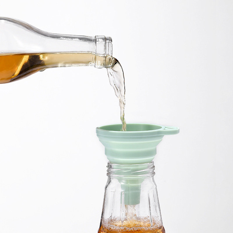 可伸缩折叠漏斗家用迷你大口径