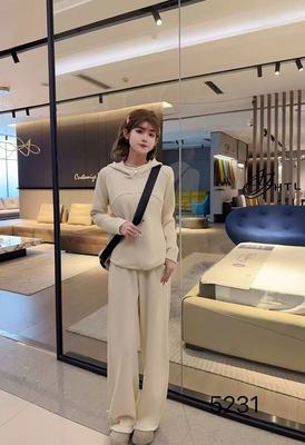 【12.18慧姐大码女装】2025新款瑜伽加绒连帽套装DTT甜5231-