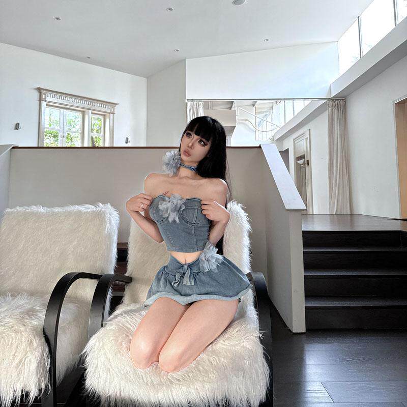 辣妹露脐甜辣纯欲减龄脖带连衣裙图片