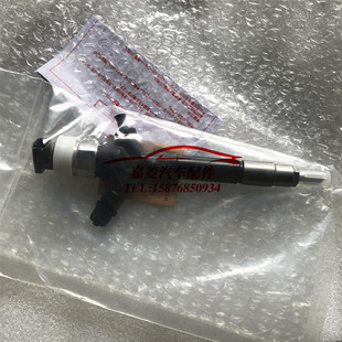 三菱皮卡L200 KB4T 4D56U柴油发动机喷油嘴全新1465A041
