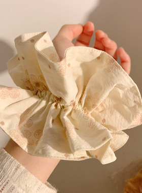 米色皮质花朵波点双层大肠发圈女高级感气质头绳发饰扎头发丸子头