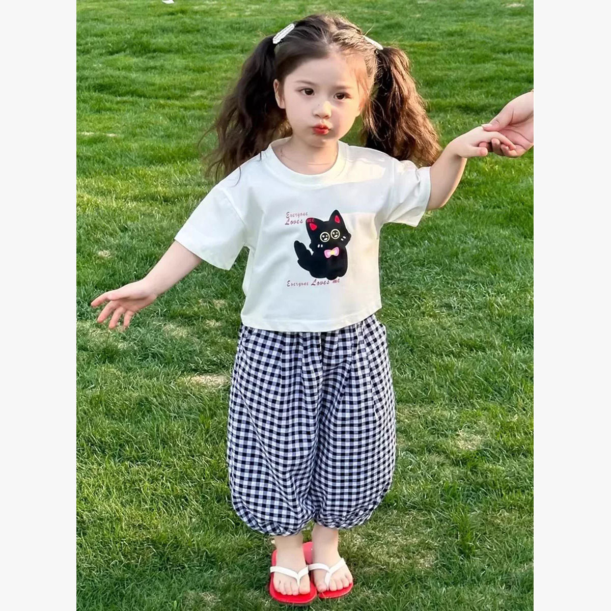 2026女童夏季卡通短袖运动套装图片