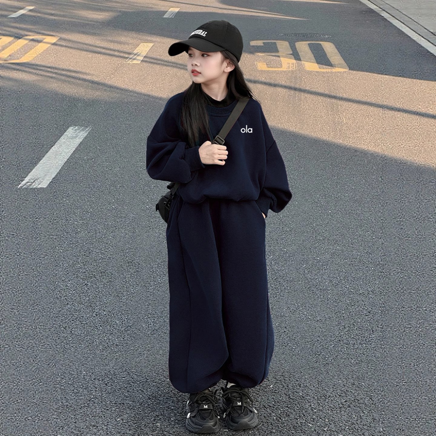 女童卫衣秋冬两件套2026新款图片