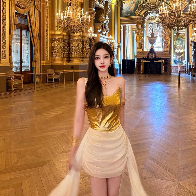 甜酷辣妹纯欲轻奢金色吊带连衣裙女收腰包臀裙名媛风气质显瘦短裙