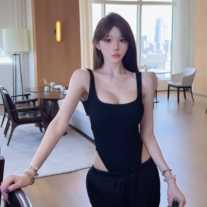欧美风辣妹性感挂脖露背吊带背心女气质修身显瘦打底上衣夜店蹦迪